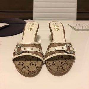 Guess Signature Slides